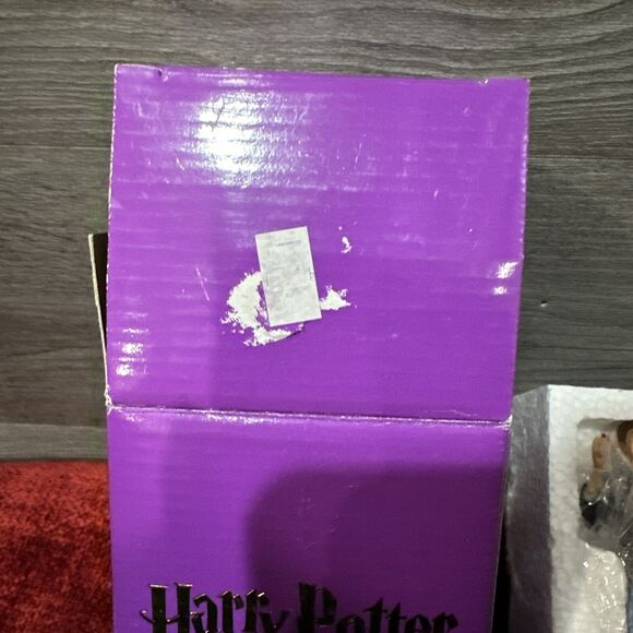 Harry Potter Storyteller Ron Weasley Figurine New in Box - Picture 4 of 6